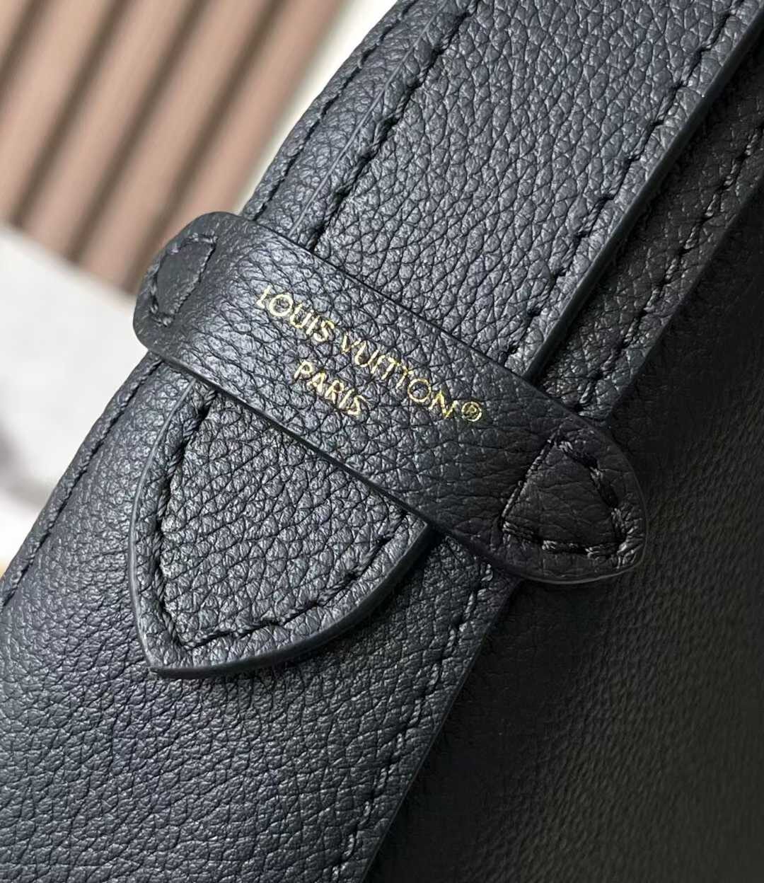 루이비통 로우 키 쿠키 백 MM 마감 디테일 사진