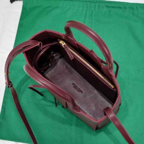 보테가베네타 미니 아르코 토트 백 (709337)