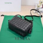 보테가베네타 미니 루프 카메라 백 (730832)