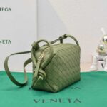 보테가베네타 미니 루프 카메라 백 (730832)