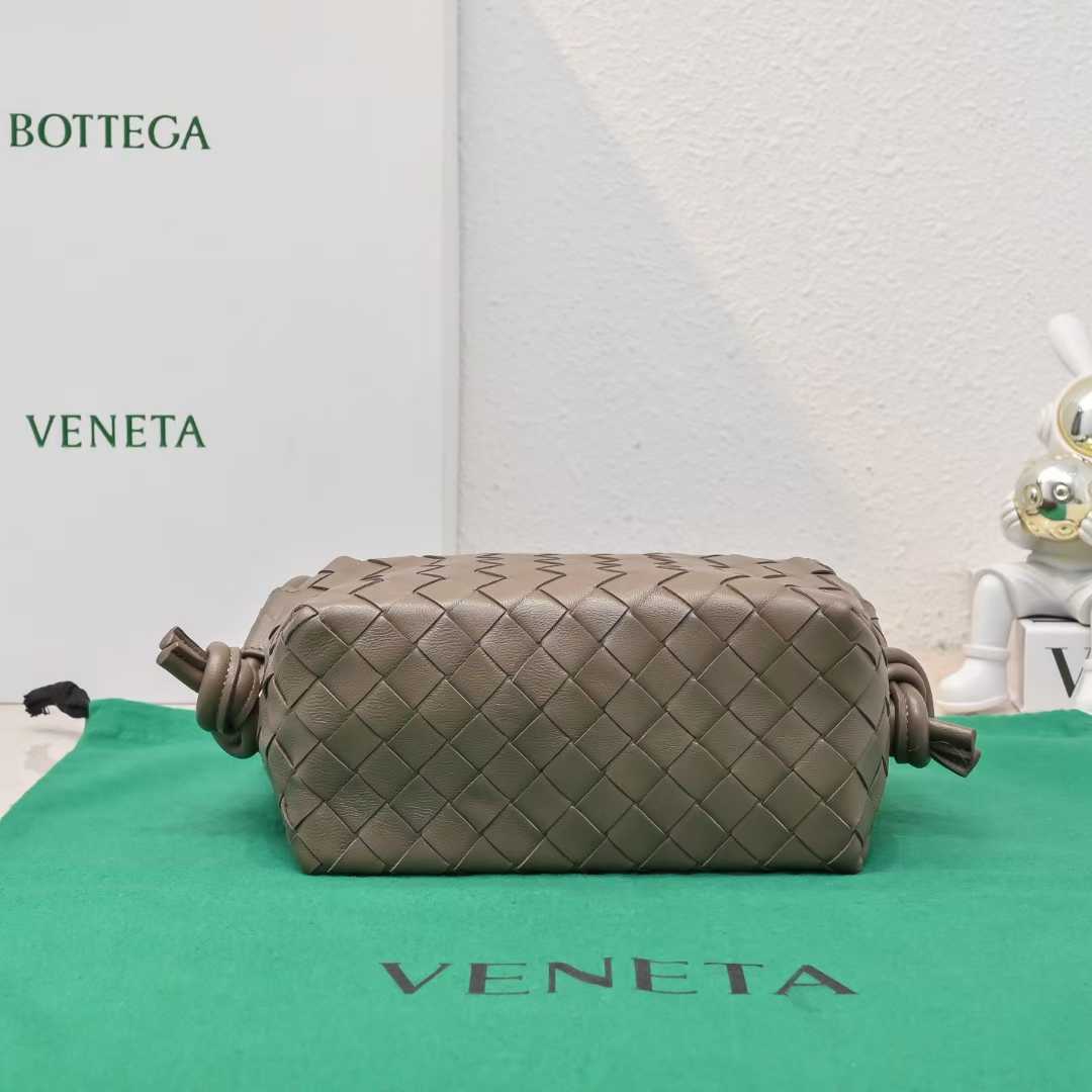 보테가베네타 미니 루프 카메라 백 바닥 사진