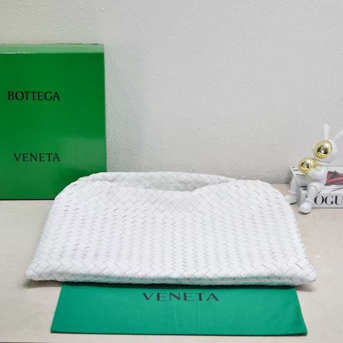 보테가베네타 라지 홉 평면 사진